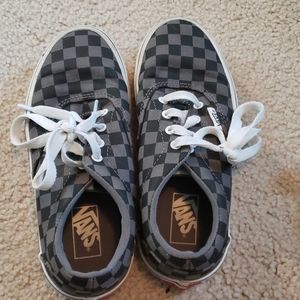 Boys shoes